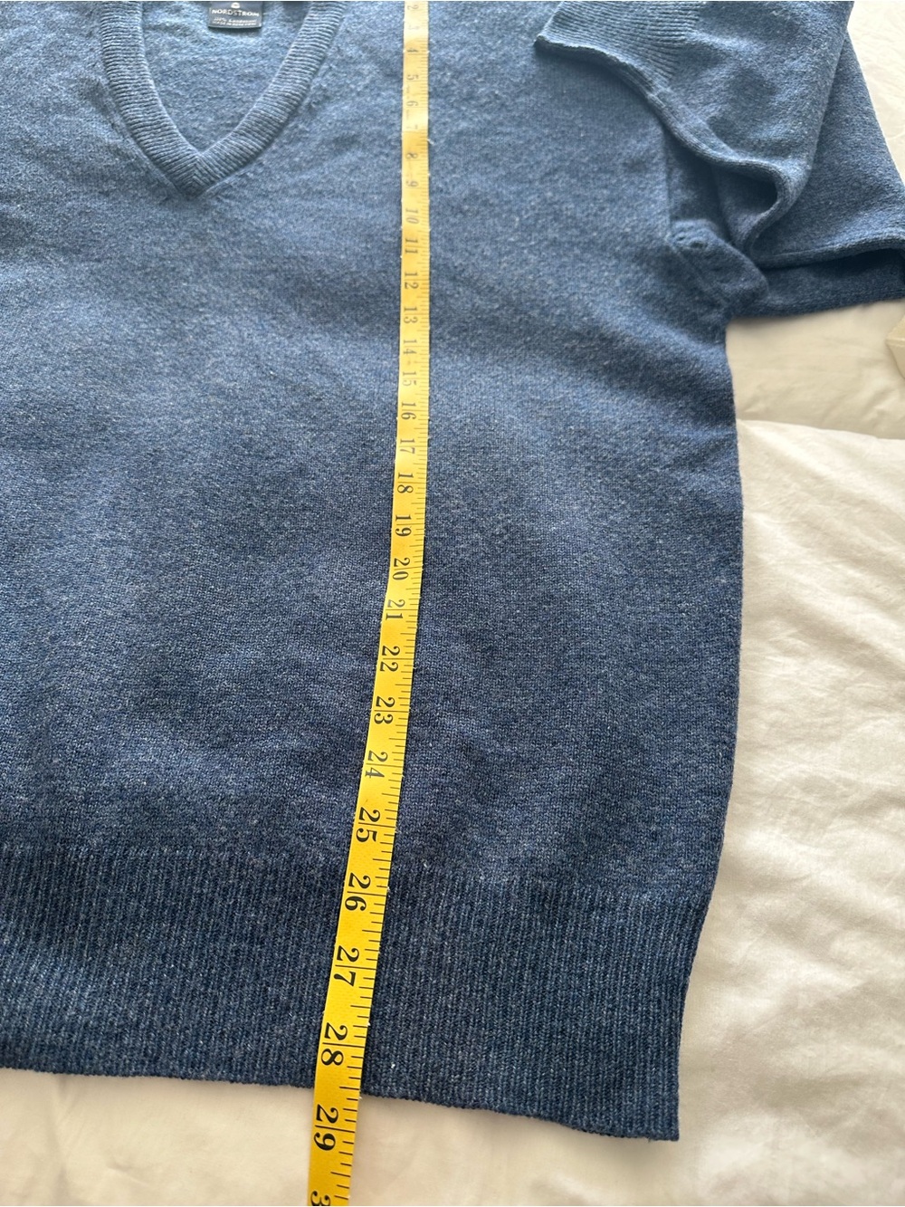 Nordstrom Men's V-Neck Sweater in Heathered Blue - Picture 10 of 11